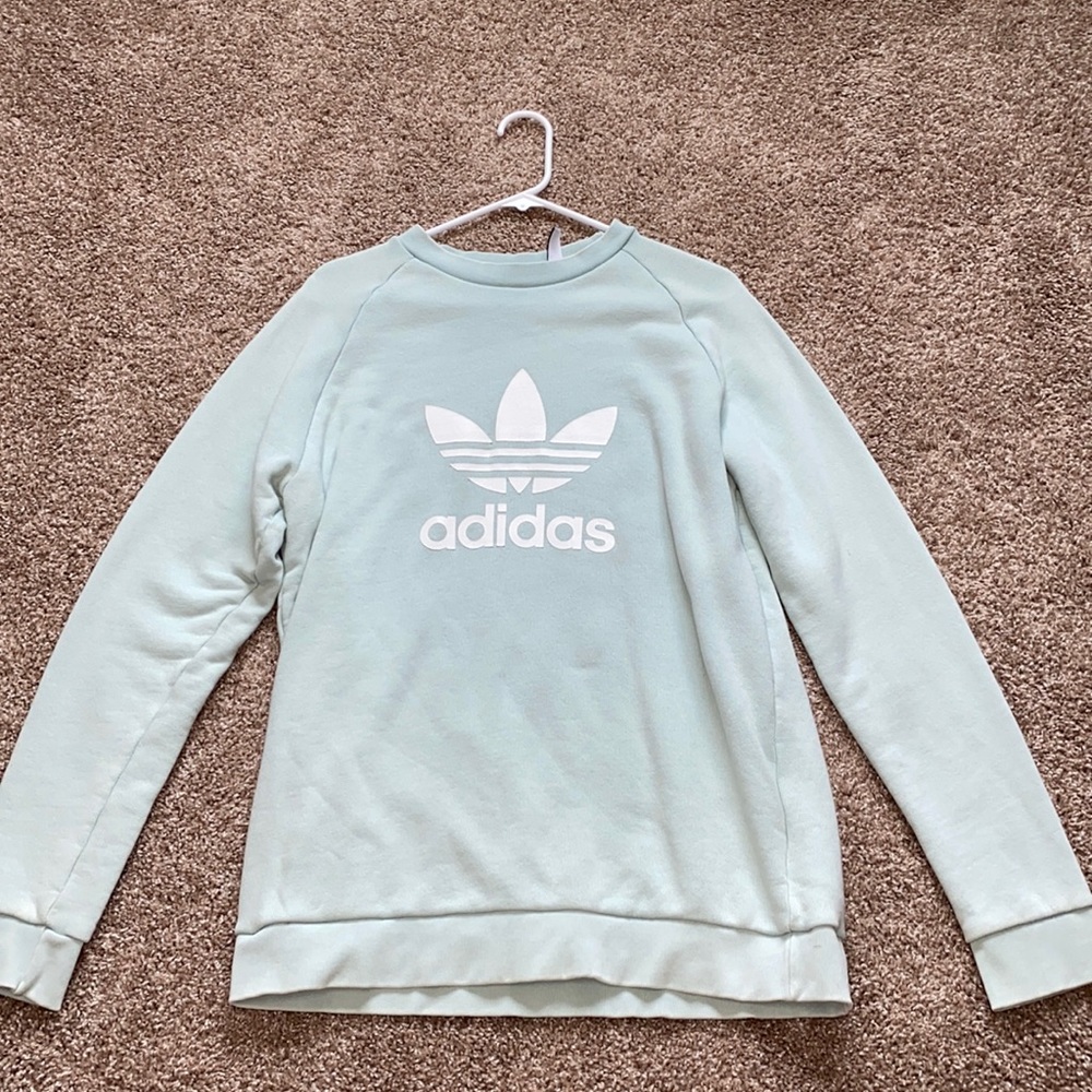 Adidas crewneck size Med